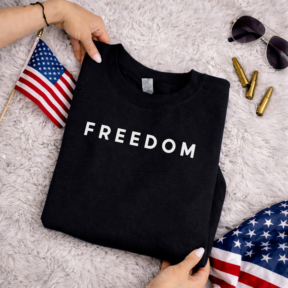 Freedom Milimalism – American 250th Anniversary 1776–2026 – Unisex T-Shirt / Comfort Colors Shirt / V-Neck / Hoodie / Sweatshirt