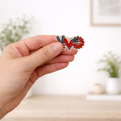 USA Peace Love Freedom – Bold Patriotic Lapel Accessory for Jackets, Hats & Bags