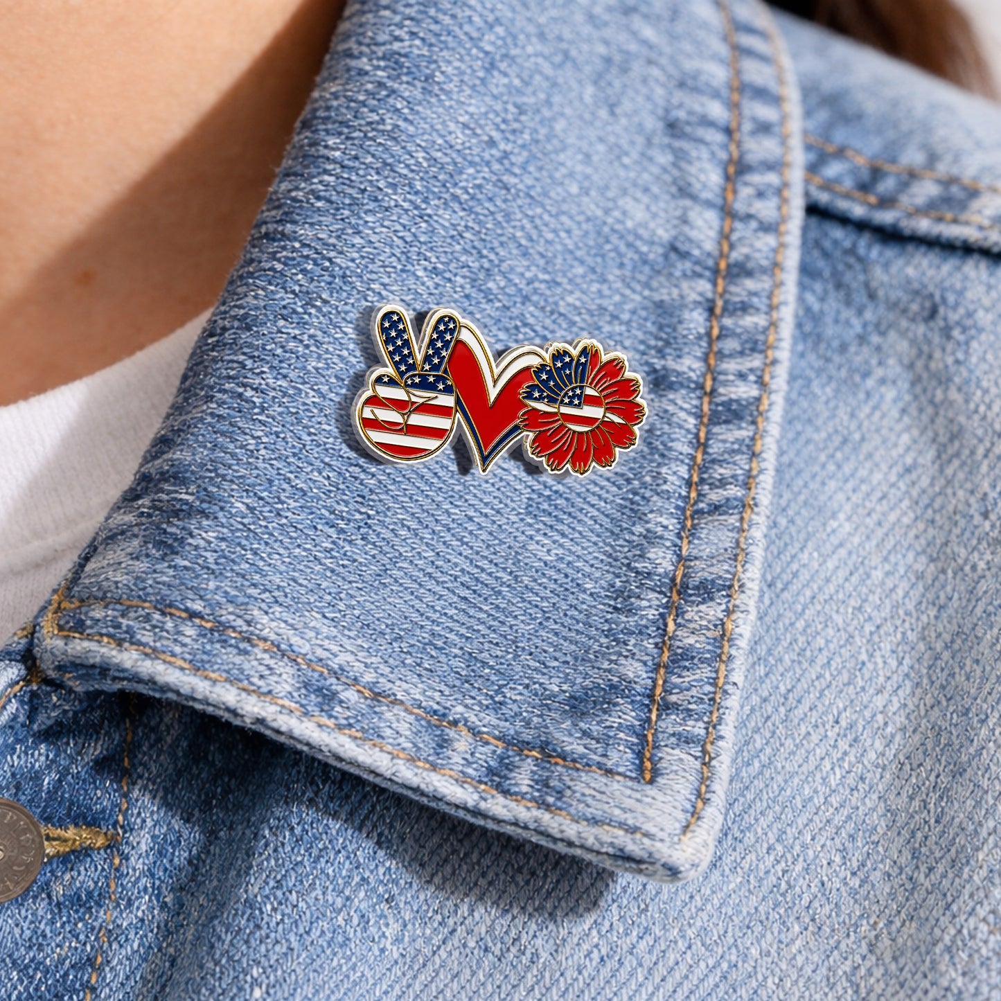 USA Peace Love Freedom – Bold Patriotic Lapel Accessory for Jackets, Hats & Bags