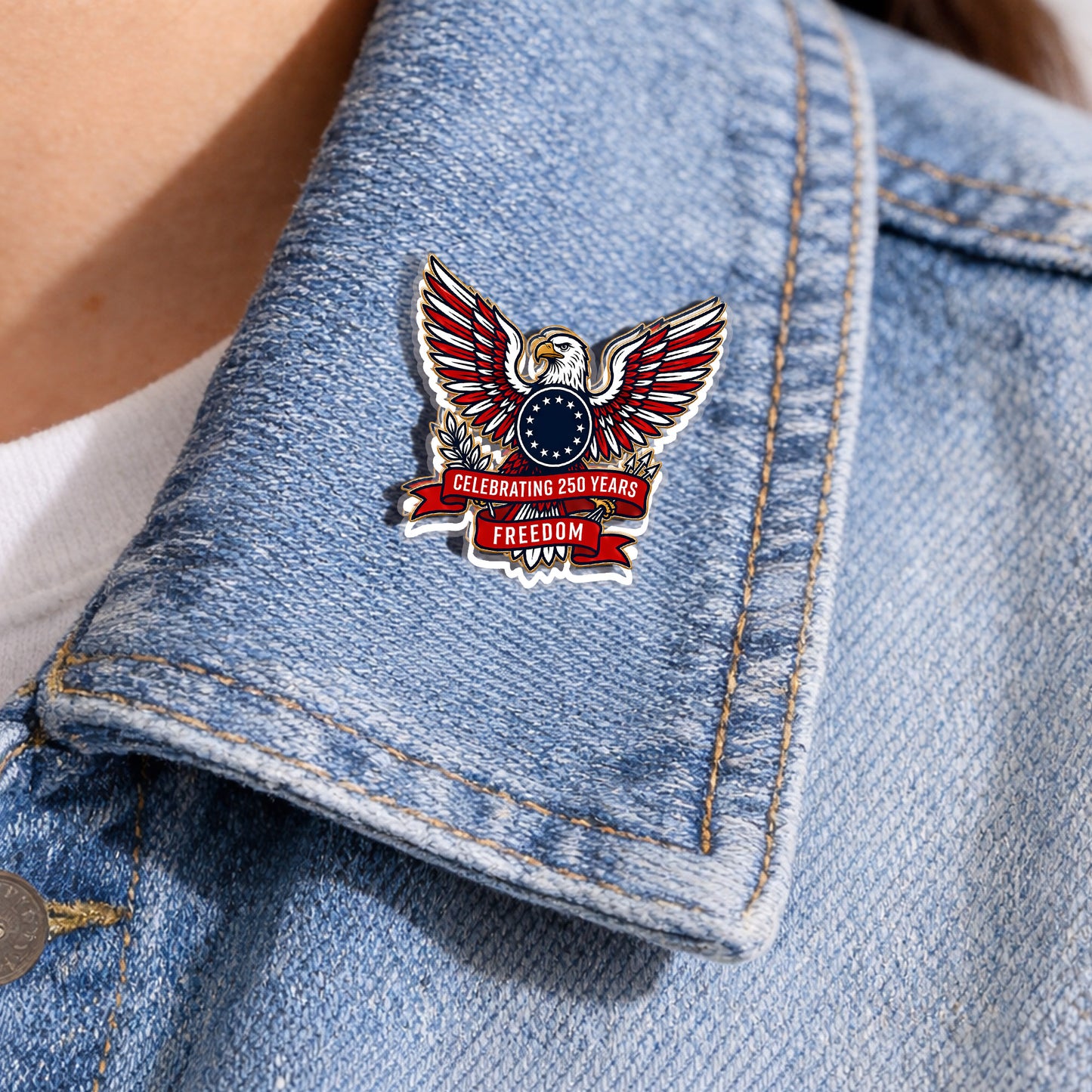 USA 250 Years Freedom Eagle Acrylic Pin – Bold Patriotic Lapel Accessory for Jackets, Hats & Bags