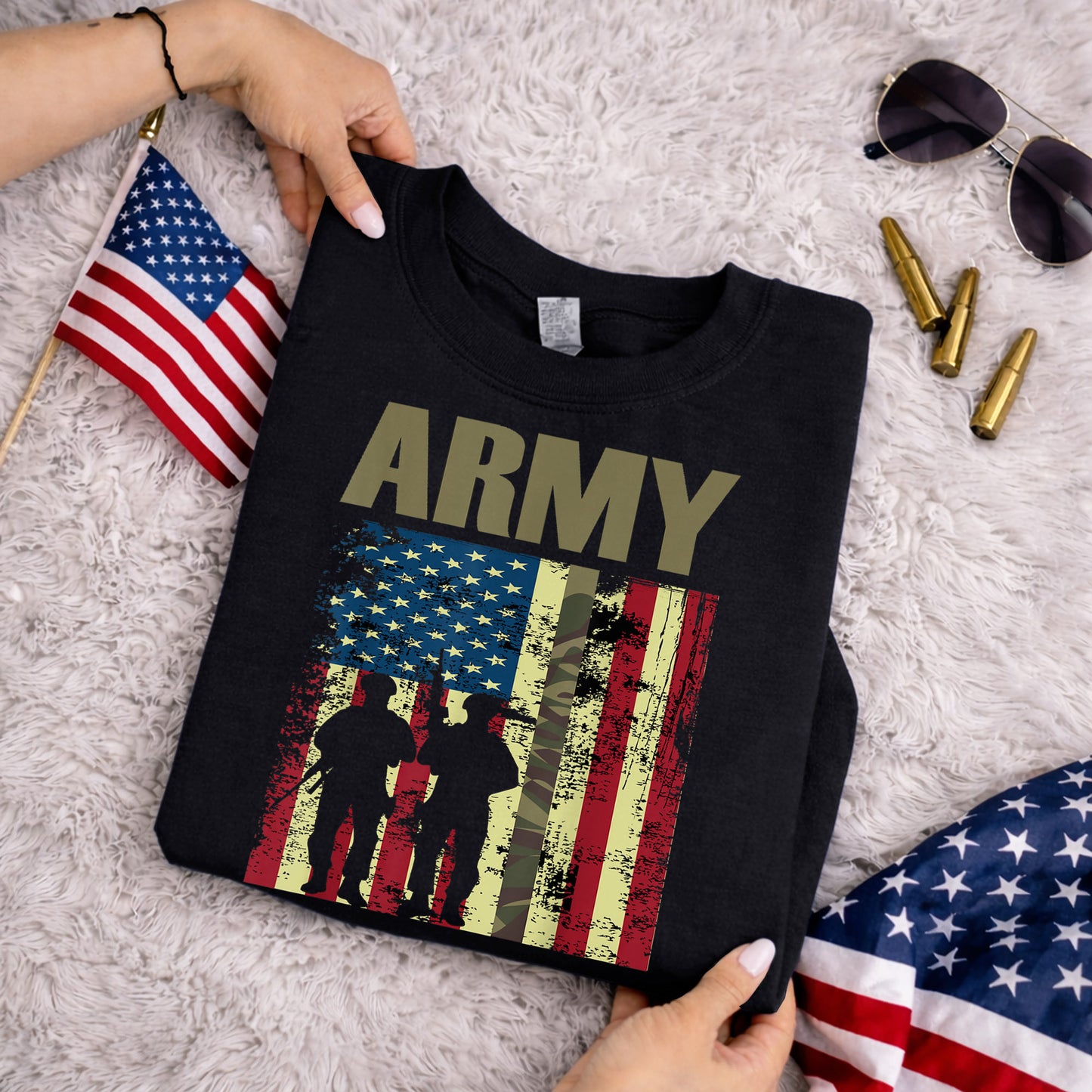 US Army Soldier Silhouette – Veteran Legacy – Unisex Tshirt Gildan / Tshirt Comfort / V-neck/ Hoodie / Sweatshirt