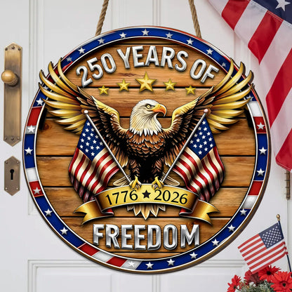 USA 250 Years of Freedom Floral Wooden Sign, Patriotic American Flag Wall Decor, Independence Day 1776–2026 Gift