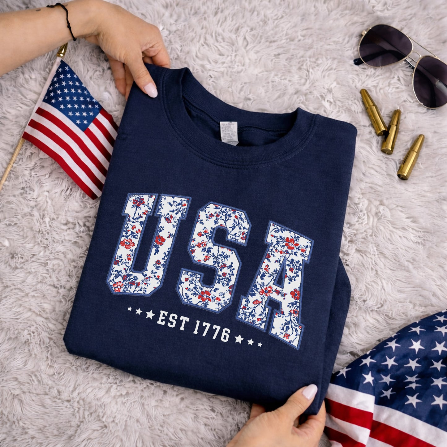 Floral USA Varsity – USA Girls – Unisex T-Shirt Gildan / Comfort Colors / V-Neck / Hoodie / Sweatshirt