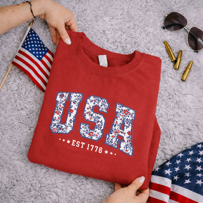 Floral USA Varsity – USA Girls – Unisex T-Shirt Gildan / Comfort Colors / V-Neck / Hoodie / Sweatshirt
