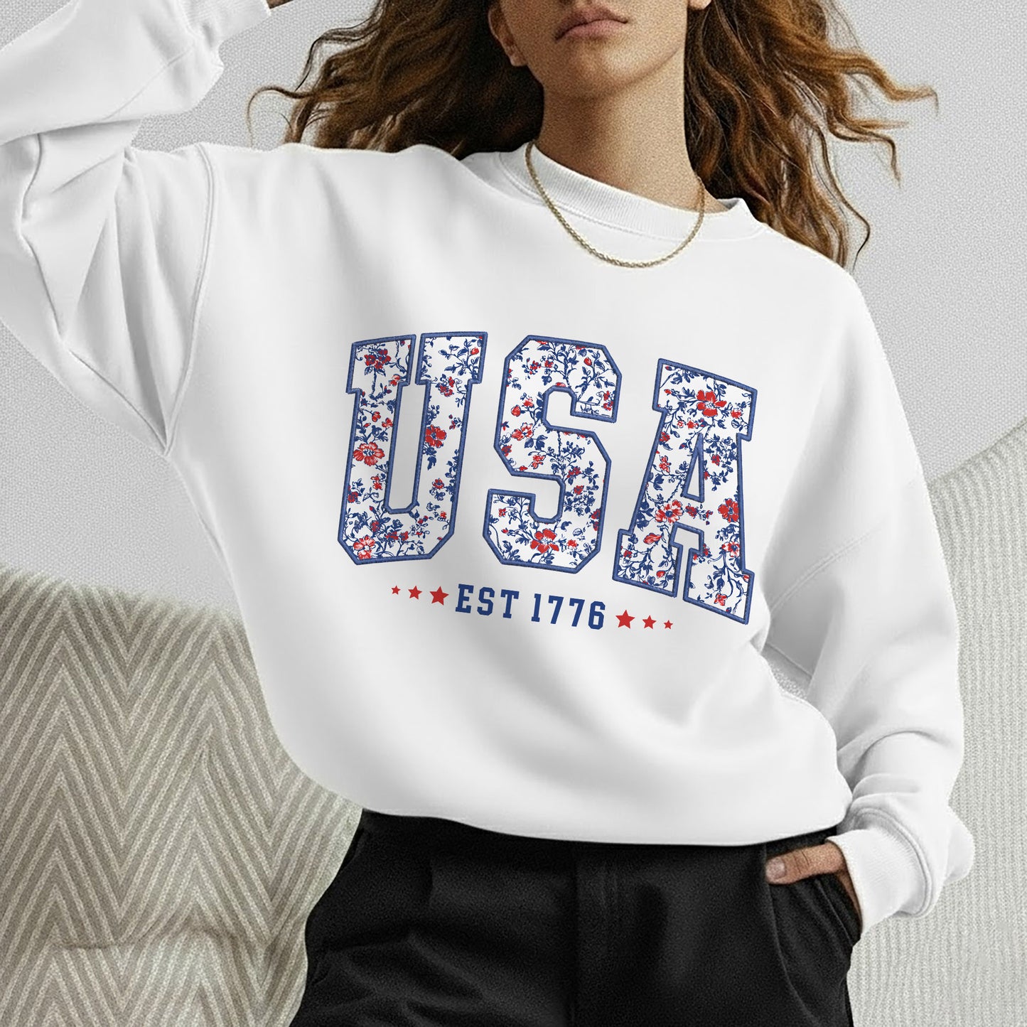 Floral USA Varsity – USA Girls – Unisex T-Shirt Gildan / Comfort Colors / V-Neck / Hoodie / Sweatshirt