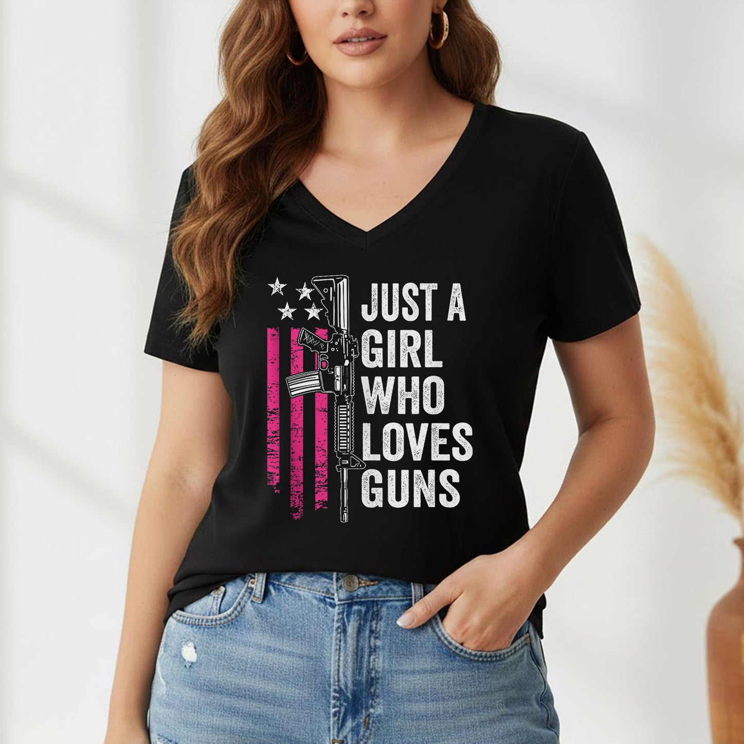 Just a Girl Who Loves Guns – USA Girls – Unisex Tshirt Gildan / Tshirt Comfort / V-neck/ Hoodie / Sweatshirt