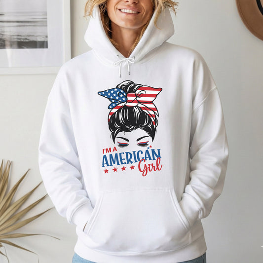 American Babe, Vintage Patriotic Girl with Flag Bandana – USA Girls – Unisex T-Shirt Gildan / Comfort Colors / V-Neck / Hoodie / Sweatshirt